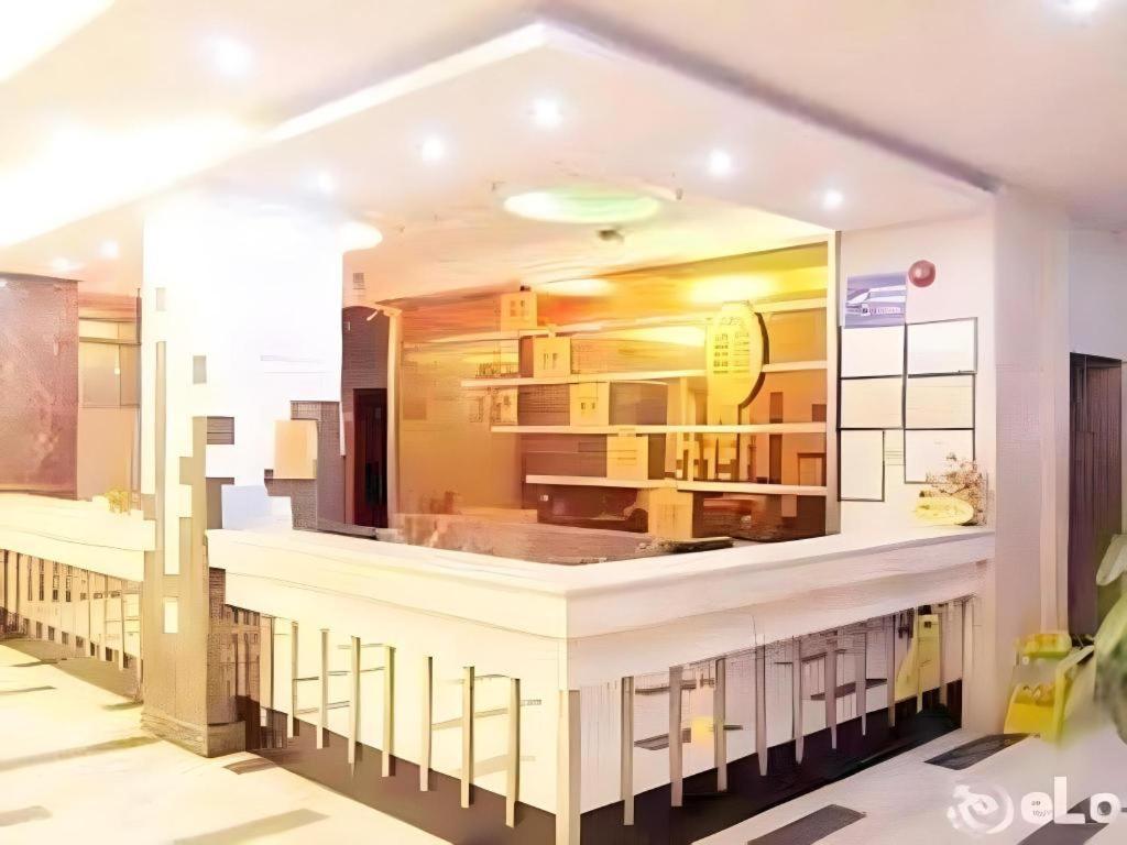 Airport Liwan Hotel Guangzhou Exterior photo