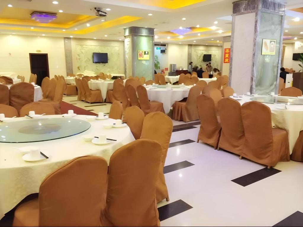 Airport Liwan Hotel Guangzhou Exterior photo