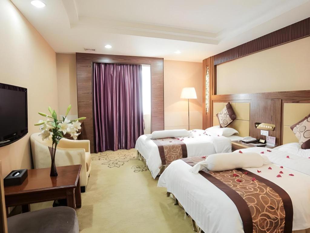 Airport Liwan Hotel Guangzhou Exterior photo