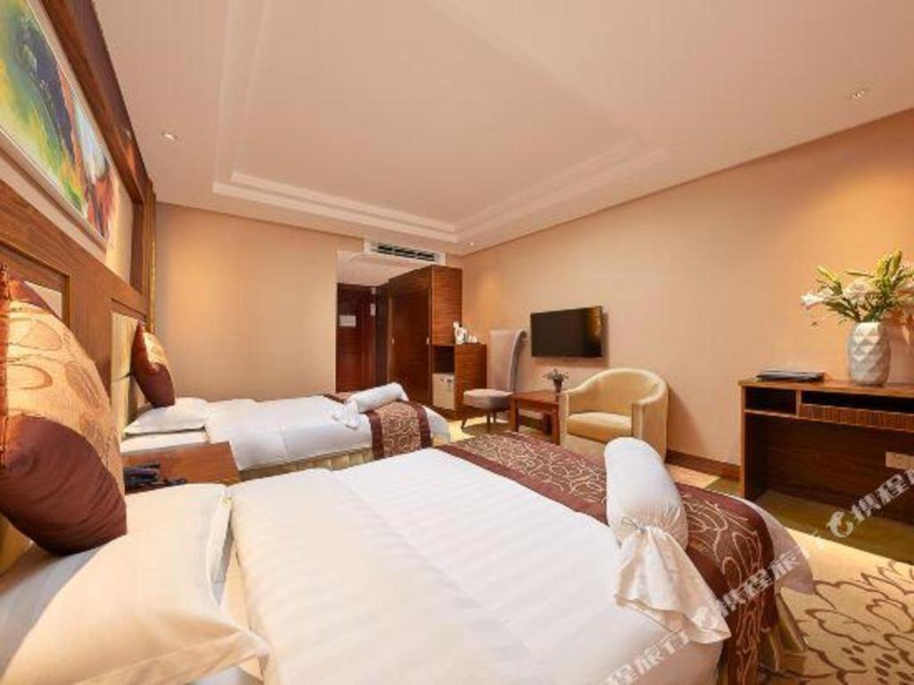 Airport Liwan Hotel Guangzhou Exterior photo