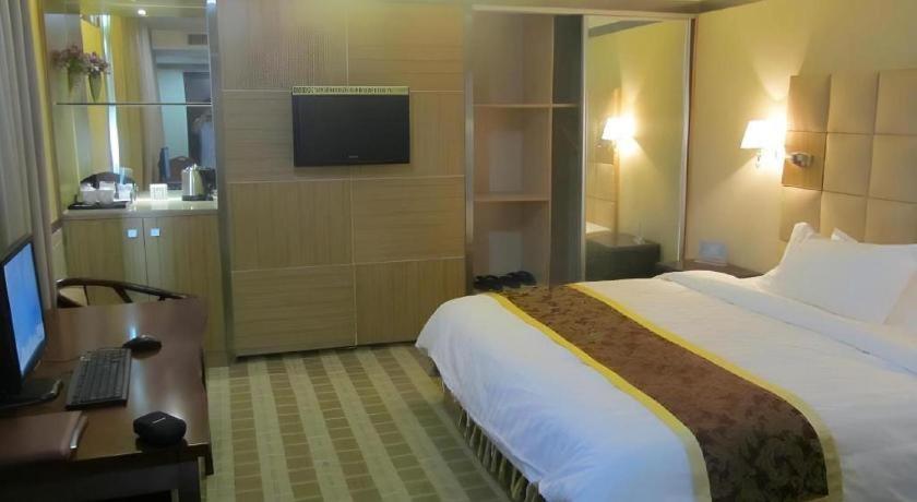 Airport Liwan Hotel Guangzhou Exterior photo